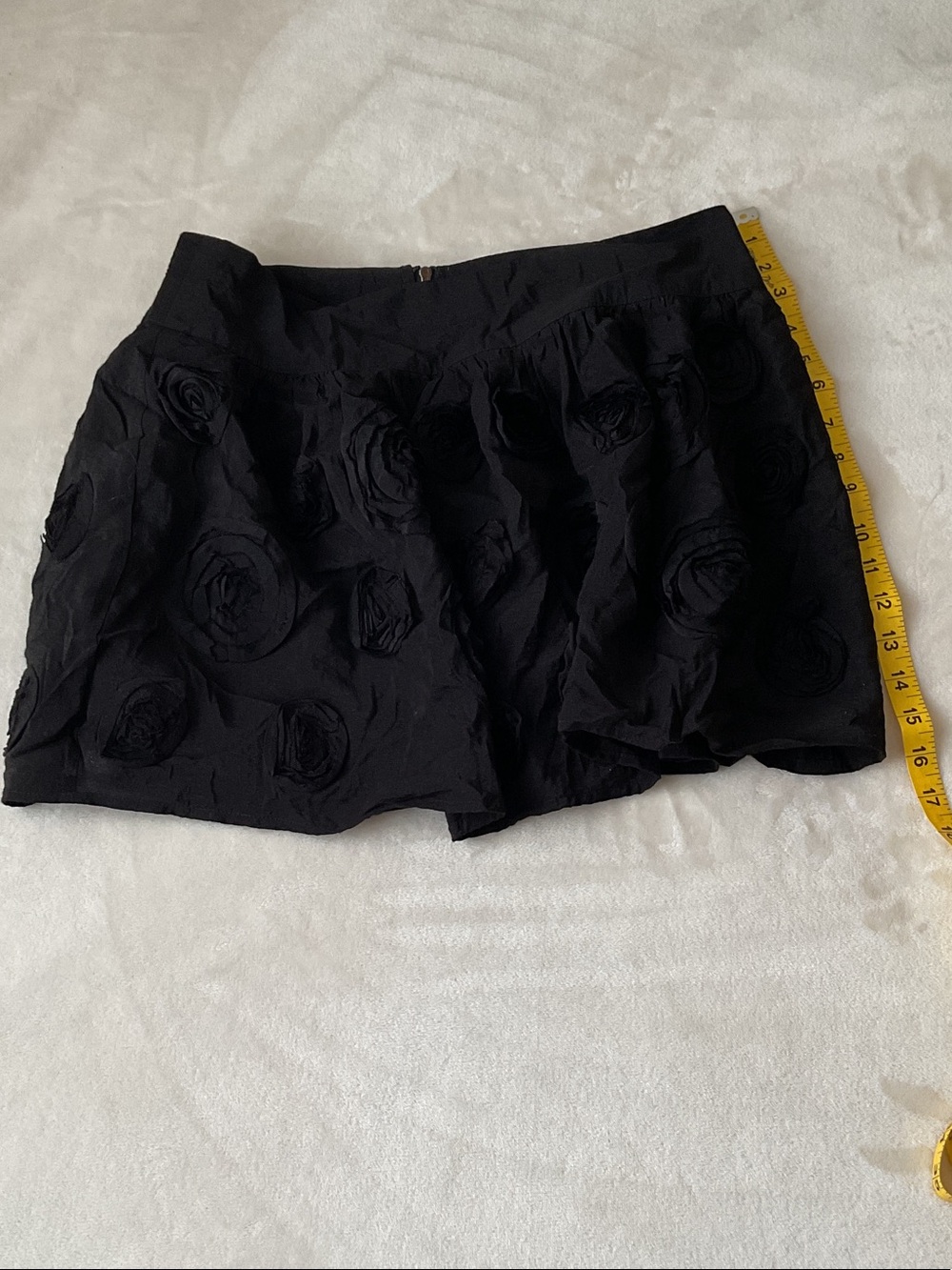Forever 21 Black Floral Rosette Mini Skirt